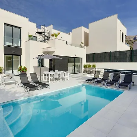 With Heated Pool And Jacuzzi Near Alicante Polop