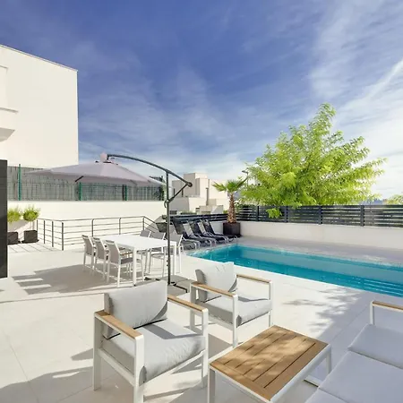 Blanka, Amazing With Hot Tube & Heated Pool In Polop, Alicante *