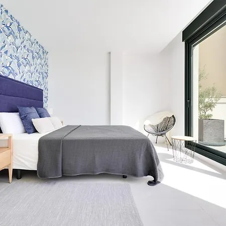 With Heated Pool And Jacuzzi Near Alicante *