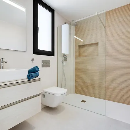 Blanka, Amazing With Hot Tube & Heated Pool In Polop, Alicante Willa